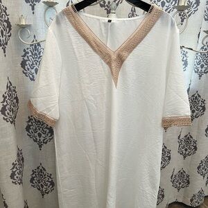 Beautiful New White Dress. 3X but runs small